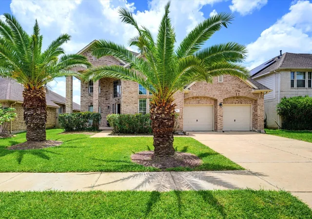 3rd image of 57 Terra Bella Dr, Manvel, TX 77578 | MLS# 81914443