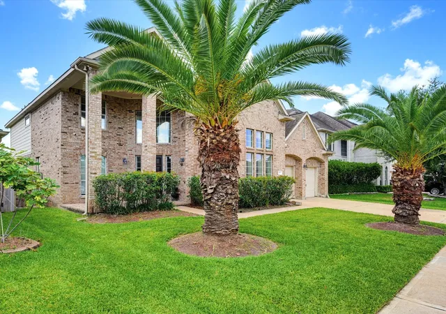 4th image of 57 Terra Bella Dr, Manvel, TX 77578 | MLS# 81914443