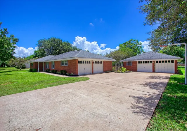 Photo 2 of Sale Pending at 502 Cannon Rd, Victoria, TX 77904 | MLS# 62197734 | Listing updated on 2026-09-15