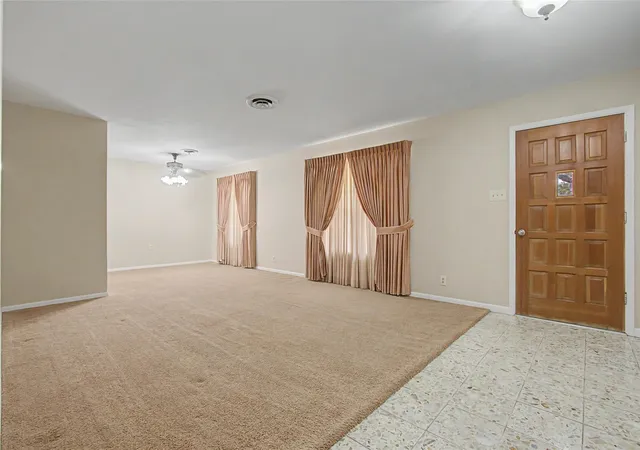 Photo 3 of Sale Pending at 502 Cannon Rd, Victoria, TX 77904 | MLS# 62197734 | Listing updated on 2026-09-15