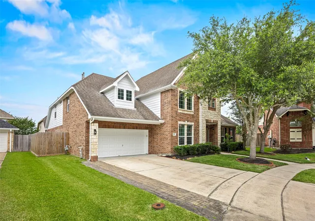 Photo 2 of Single family home for sale at 2503 Cambria Ct, League City, TX 77573 | MLS# 60847029 | Listing updated on 2026-06-22