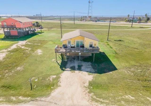Photo 3 of Single family home for sale at 13219 Buccaneer Pkwy, Freeport, TX 77541 | MLS# 9056717 | Listing updated on 2026-01-18