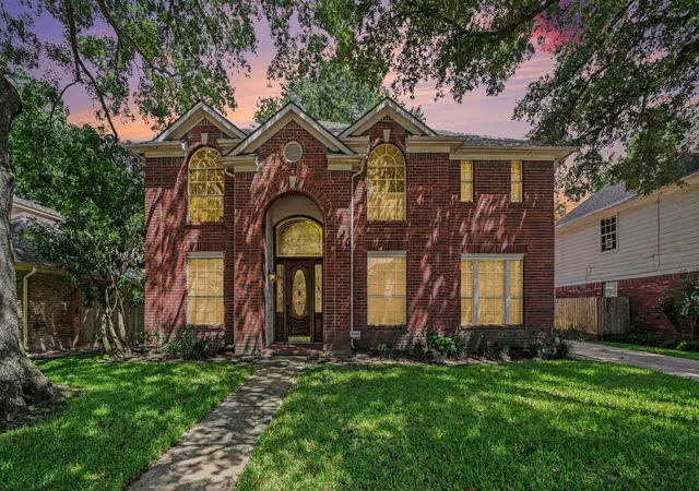 Photo 2 of Single family home for sale at 7918 Duncansby Vale Rd, Houston, TX 77095 | MLS# 98885086 | Listing updated on 2026-09-18