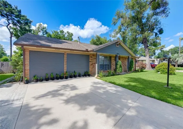 Photo 3 of Single family home for sale at 12803 Louisville St, Houston, TX 77015 | MLS# 39811549 | Listing updated on 2026-09-01