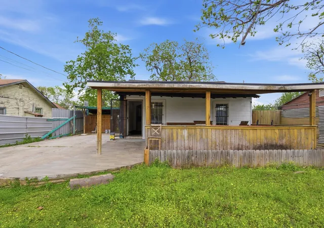 Photo 1 of Single family home for sale at 2423 Chamberlain St, Houston, TX 77093 | MLS# 72462582 | Listing updated on 2026-09-03