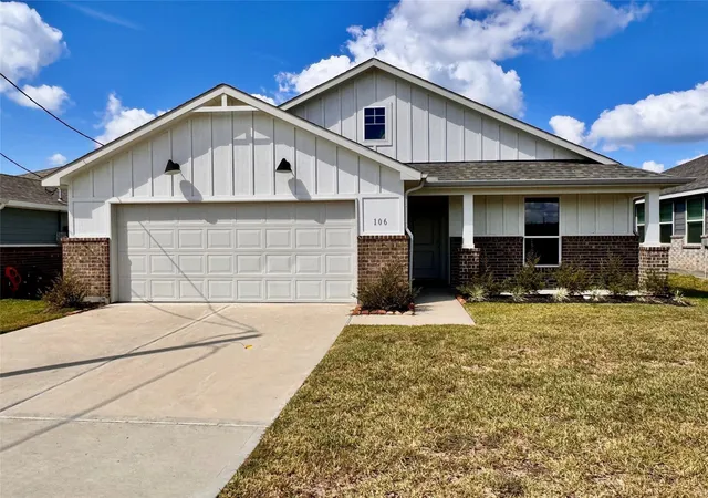 Photo 1 of Single family home for sale at 106 County Rd 51030, Cleveland, TX 77327 | MLS# 76629056 | Listing updated on 2026-07-08