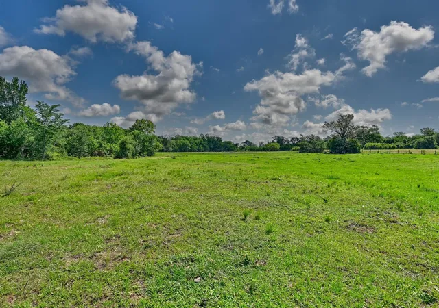 20th image of 8566 Equestrian Ln, Washington, TX 77880 | MLS# 55174727