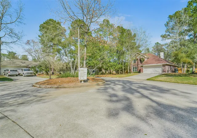 Photo 4 of Single family home for sale at 38 Tallow Hl Pl, Spring, TX 77382 | MLS# 40588492 | Listing updated on 2026-09-12