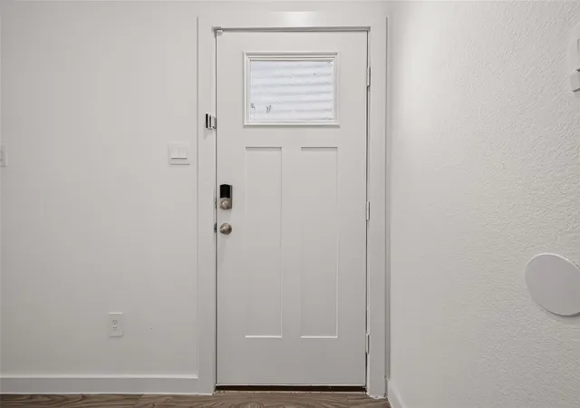4th image of 3021 Skyline Mesa Dr, Houston, TX 77047 | MLS# 91492423