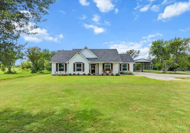 Photo 3 of Single family home for sale at 12806 Vacek Rd, Santa Fe, TX 77517 | MLS# 24527659 | Listing updated on 2026-08-28