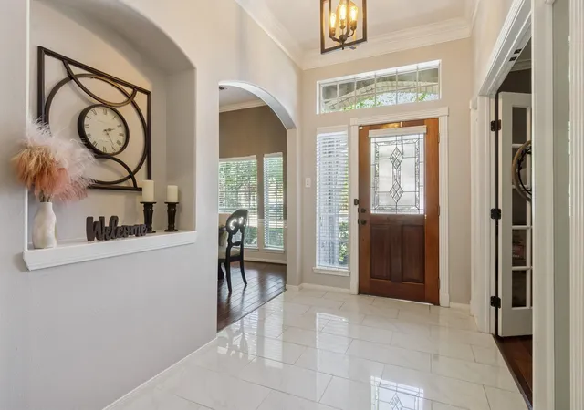 Photo 3 of Single family home for sale at 11515 Brown Trl, Tomball, TX 77377 | MLS# 92416878 | Listing updated on 2026-09-21