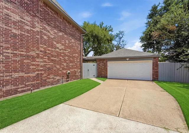 Photo 3 of Single family home for sale at 7807 Mayglen Ln, Spring, TX 77379 | MLS# 57966267 | Listing updated on 2026-08-23