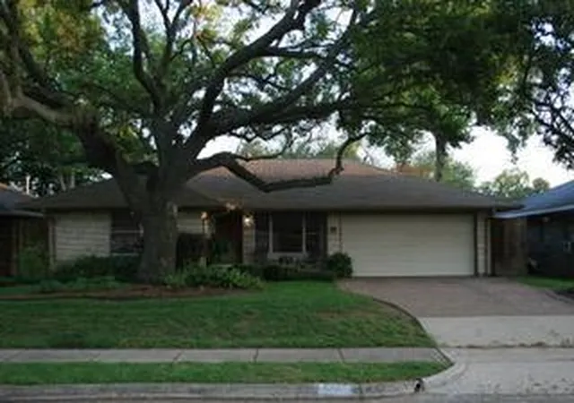 Photo 1 of Single family home for sale at 4037 Omeara Dr, Houston, TX 77025 | MLS# 41607081 | Listing updated on 2026-09-15