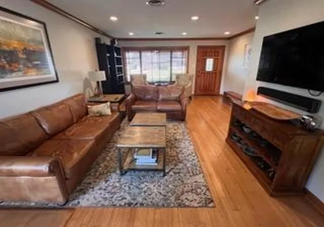 Photo 4 of Single family home for sale at 4037 Omeara Dr, Houston, TX 77025 | MLS# 41607081 | Listing updated on 2026-09-15