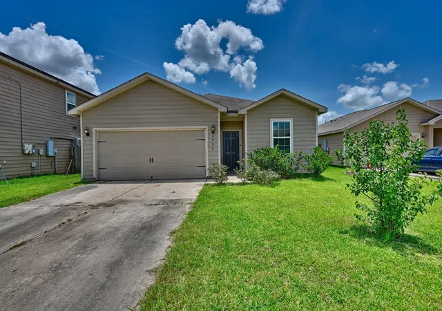 1st image of 3005 Oak Ln, Brookshire, TX 77423 | MLS# 51926006