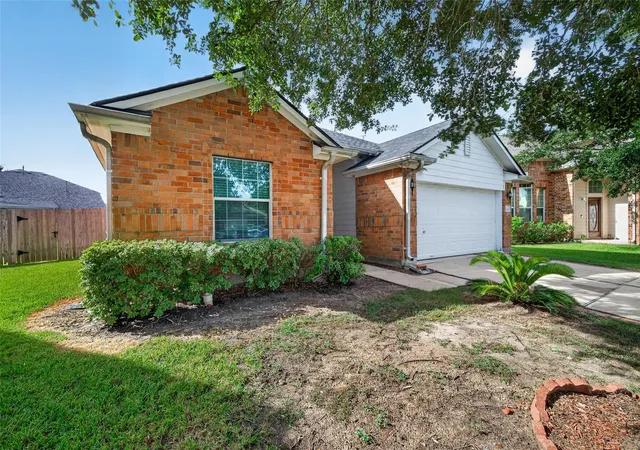 2nd image of 18207 Eton Ridge Ct, Richmond, TX 77407 | MLS# 20423480