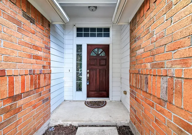 4th image of 18207 Eton Ridge Ct, Richmond, TX 77407 | MLS# 20423480
