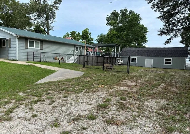 Photo 3 of Single family home for sale at 311 Casablanca Dr, Pointblank, TX 77364 | MLS# 64434915 | Listing updated on 2026-08-12