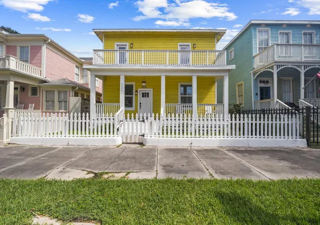 1st image of 3124 Bernardo De Galvez Ave, Galveston, TX 77550 | MLS# 84388921