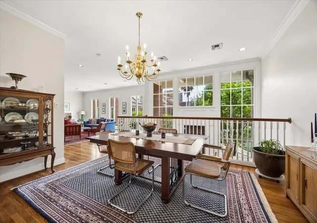 Photo 2 of Sale Pending at 4435 Yoakum Blvd, Houston, TX 77006 | MLS# 48307468 | Listing updated on 2026-09-04