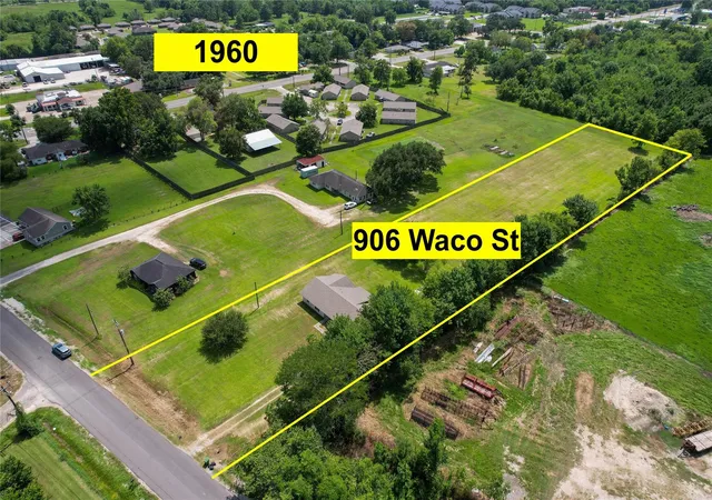 27th image of 906 Waco St, Dayton, TX 77535 | MLS# 40523850