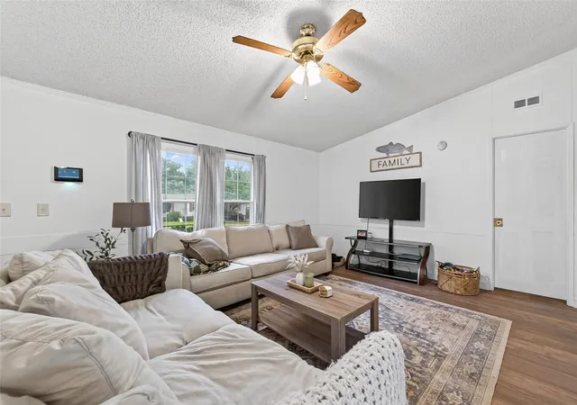 Photo 3 of Sale Pending at 16480 Brittany Way, Conroe, TX 77306 | MLS# 91400778 | Listing updated on 2026-09-08