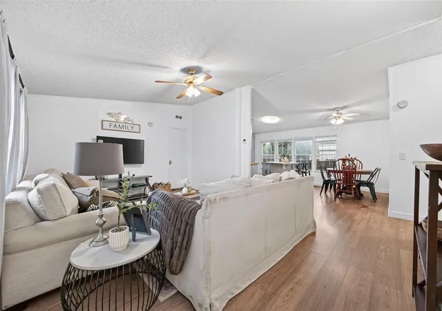 Photo 3 of Sale Pending at 16480 Brittany Way, Conroe, TX 77306 | MLS# 91400778 | Listing updated on 2026-09-08