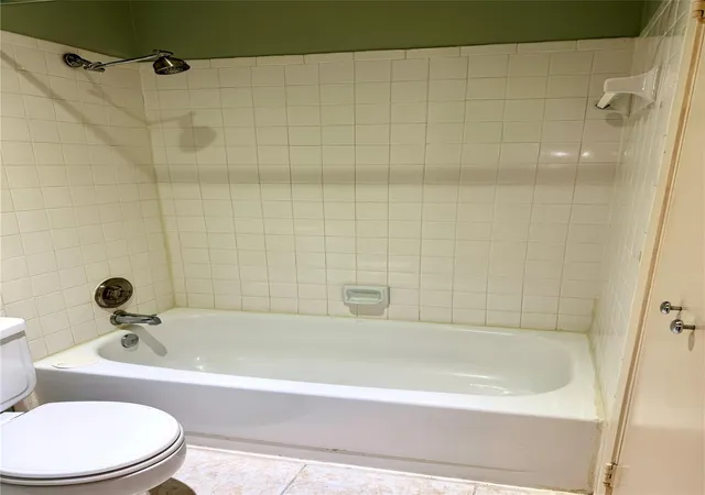 2nd image of 10051 Westpark Dr, Houston, TX 77042