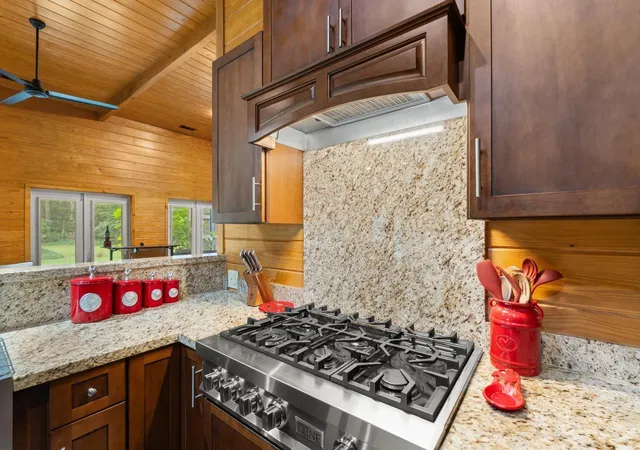 5th image of 451 W Main Dr, Shepherd, TX 77371 | MLS# 26352027