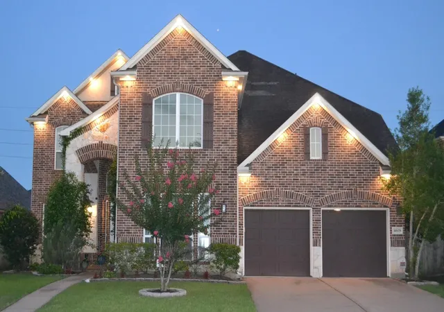 2nd image of 4619 Rockton Hills Ln, Sugar Land, TX 77479 | MLS# 10237925