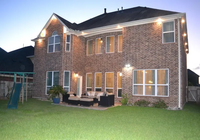 49th image of 4619 Rockton Hills Ln, Sugar Land, TX 77479 | MLS# 10237925