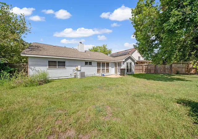 Photo 2 of Single family home for sale at 16214 N Bend Dr, Houston, TX 77073 | MLS# 68925642 | Listing updated on 2026-08-03