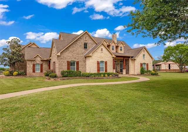 Photo 3 of Single family home for sale at 1910 Fox Trot Cir, Richmond, TX 77406 | MLS# 51400171 | Listing updated on 2026-07-25