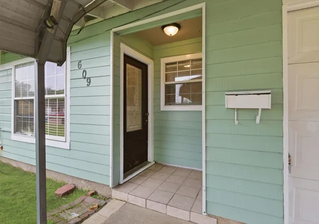 Homes for sale in Texas City, TX | 609 Jennings St, Texas City, TX 77590 | MLS# 47358622