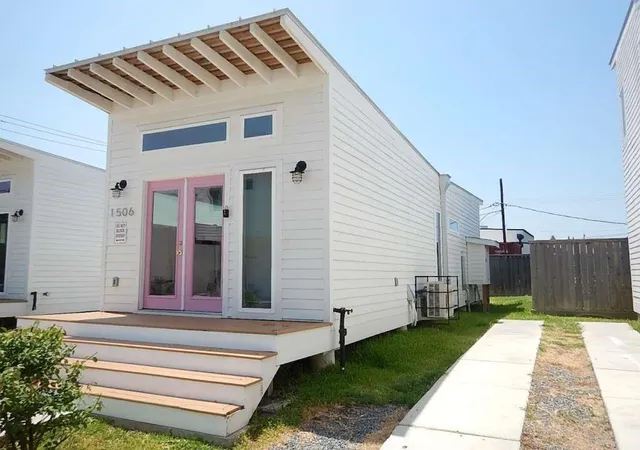 1st image of 1506 Dumble St, Houston, TX 77023 | MLS# 14873143