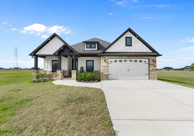 Homes for sale in Angleton, TX | 447 Sunset Trl, Angleton, TX 77515 | MLS# 49033378