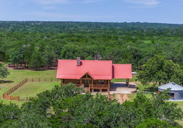 Homes for sale in Fayetteville, TX | 200 Fayetteville Farms, Fayetteville, TX 78940 | MLS# 66892527