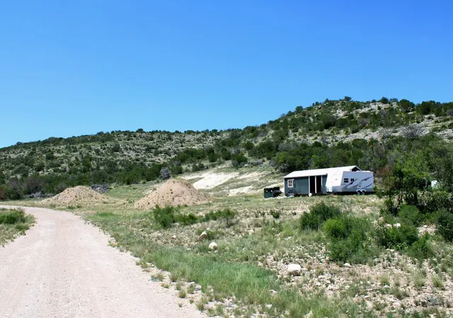 2nd image of 2519 Widmark Rd, Del Rio, TX 78837 | MLS# 6629133