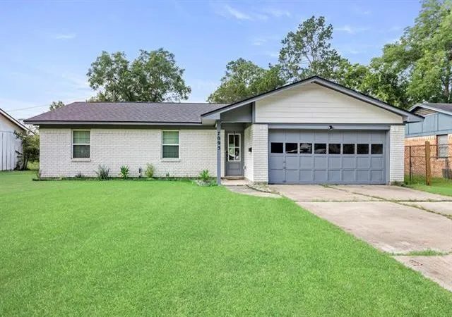 Homes for sale in Beaumont, TX | 7095 Scotts Dr, Beaumont, TX 77708 | MLS# 15165780