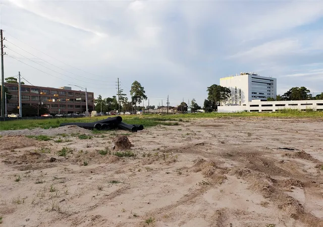 Photo 3 of Land for sale at 15000 Bammel N Houston Rd, Houston, TX 77014 | MLS# 58802523 | Listing updated on 2026-09-11