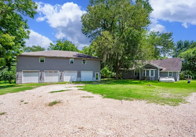 1st image of 7807 N Fm 565 Rd, Mont Belvieu, TX 77523 | MLS# 96175582