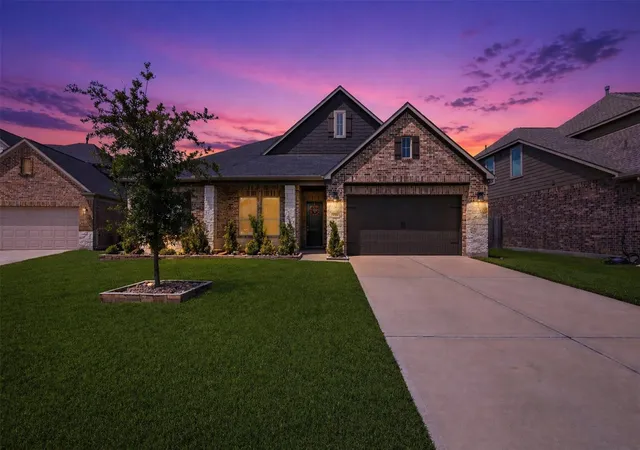 Photo 26 of Single family home for sale at 209 Bright Blf Cir, Waller, TX 77484 | MLS# 3566447 | Listing updated on 2026-08-08