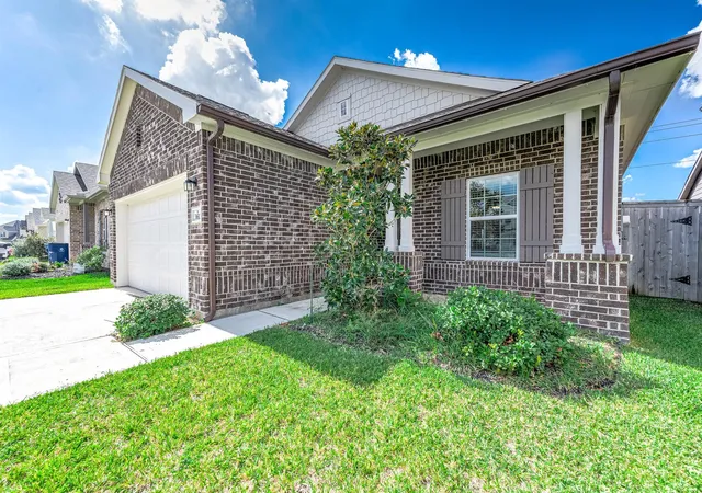 Photo 2 of Single family home for sale at 3611 Prairie Rose Trl, Angleton, TX 77515 | MLS# 14244886 | Listing updated on 2026-08-07
