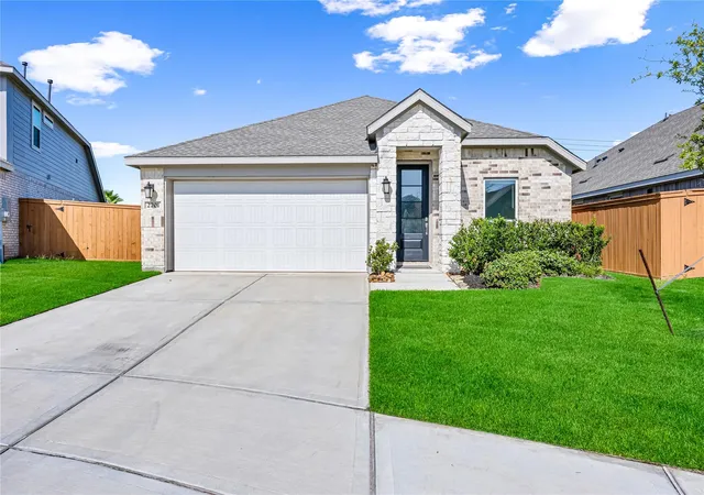 Photo 1 of Single family home for sale at 2701 Meridian Springs Dr, Texas City, TX 77568 | MLS# 60815378 | Listing updated on 2026-08-30