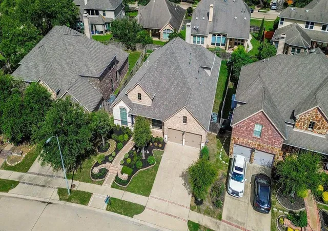 2nd image of 606 Floriencia St, Sugar Land, TX 77479 | MLS# 98789375