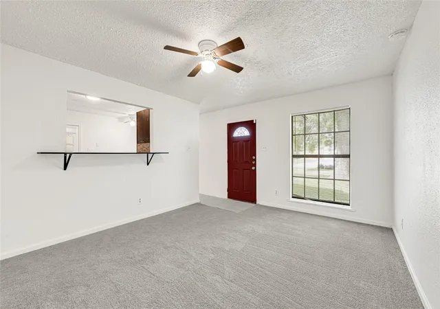 5th image of 622 N 13Th St, La Porte, TX 77571 | MLS# 82502965