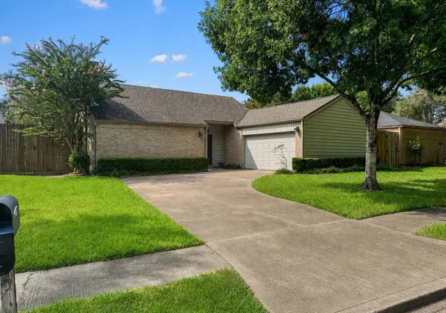 Photo 1 of Single family home for sale at 9103 Chesney Downs Dr, Houston, TX 77083 | MLS# 75356092 | Listing updated on 2026-09-17