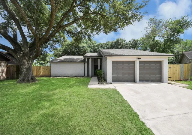 Photo 1 of Single family home for sale at 1019 Summers Dr, Missouri City, TX 77489 | MLS# 77262052 | Listing updated on 2026-08-26
