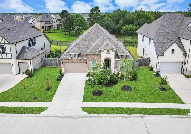 Homes for sale in Pearland, TX | 4916 Autumn Hills Trl, Pearland, TX 77584 | MLS# 49235500