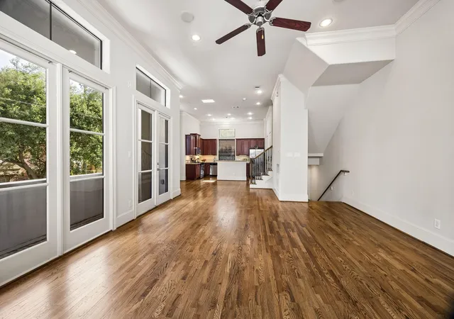 Photo 3 of Single family home for sale at 5718 Kansas St #D, Houston, TX 77007 | MLS# 47613067 | Listing updated on 2026-08-30